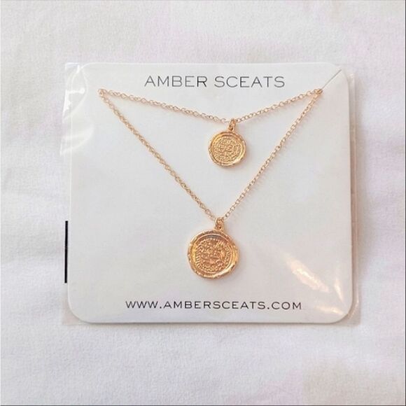 Amber Sceats Gold Layer Necklace Set Coin Pendant Boho Simple Dainty Jewelry - Picture 1 of 5